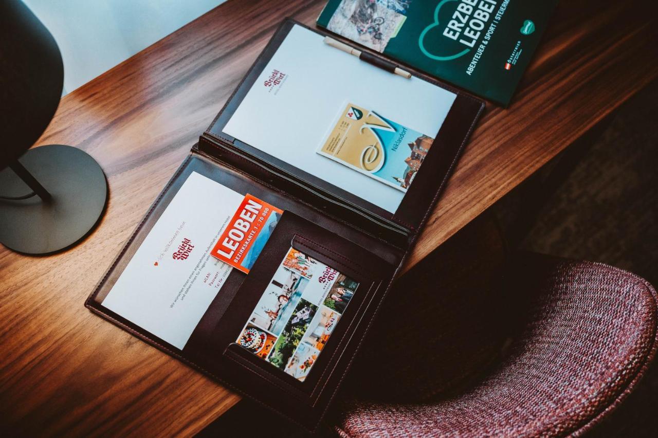 Hotel Bruecklwirt Niklasdorf ภายนอก รูปภาพ