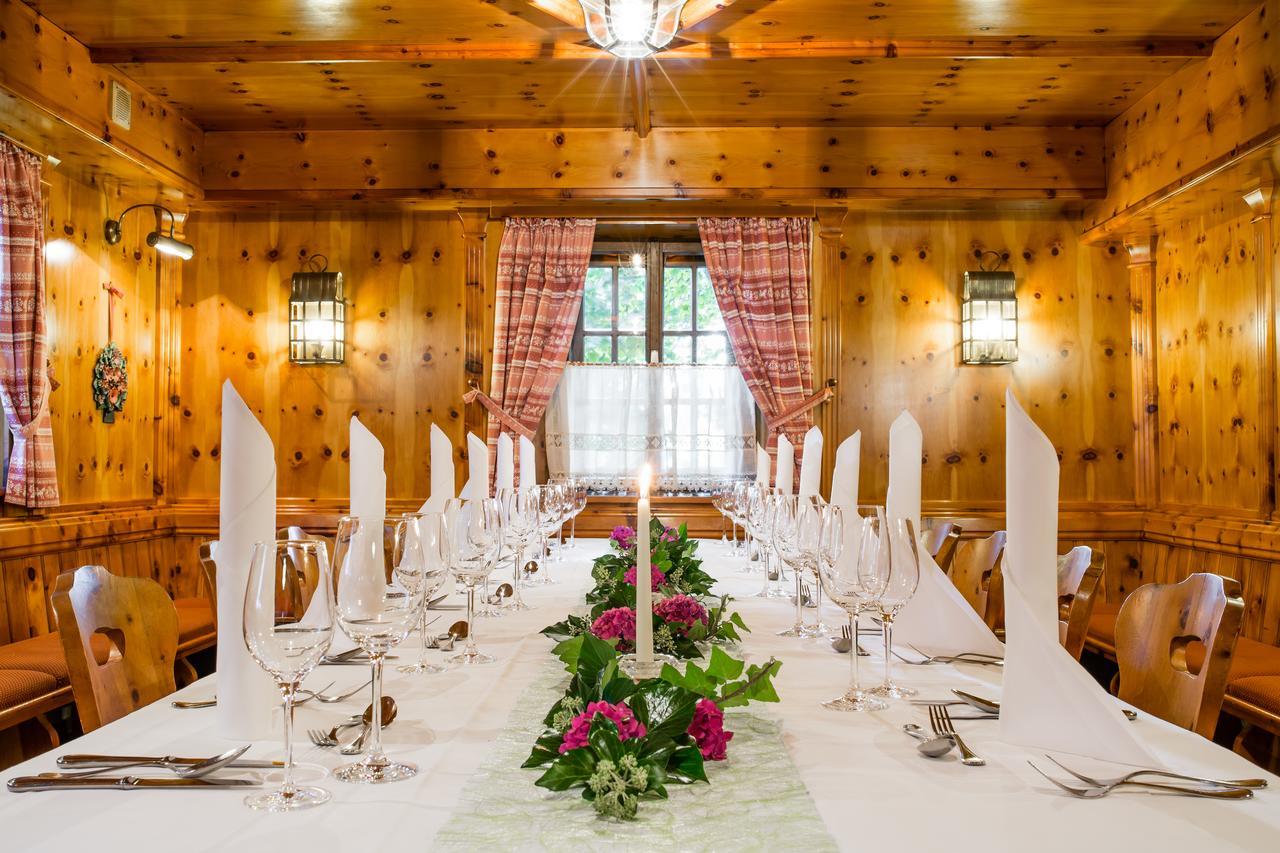 Hotel Bruecklwirt Niklasdorf ภายนอก รูปภาพ